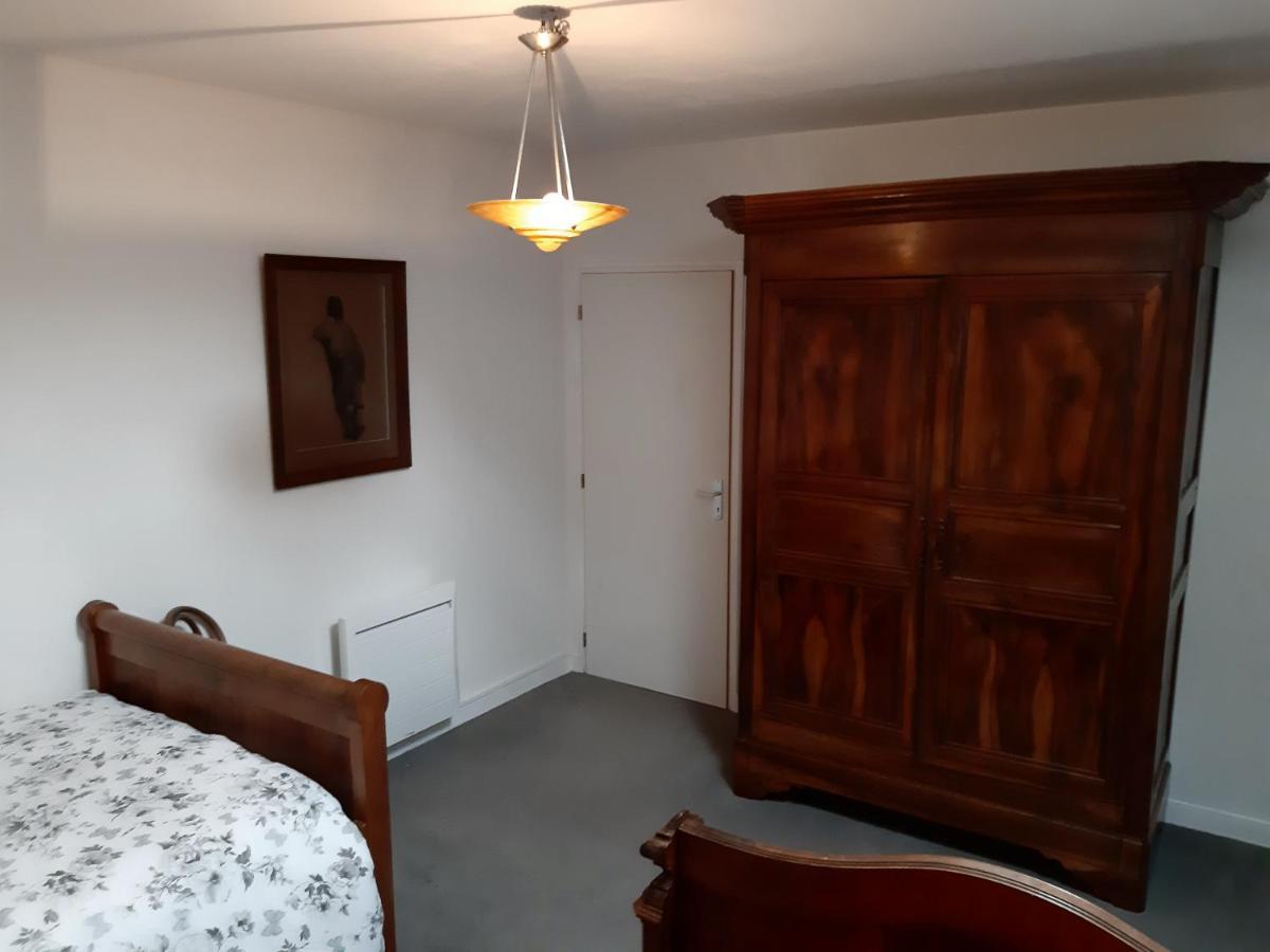 Wisteria Cottage Les Adjots Екстер'єр фото
