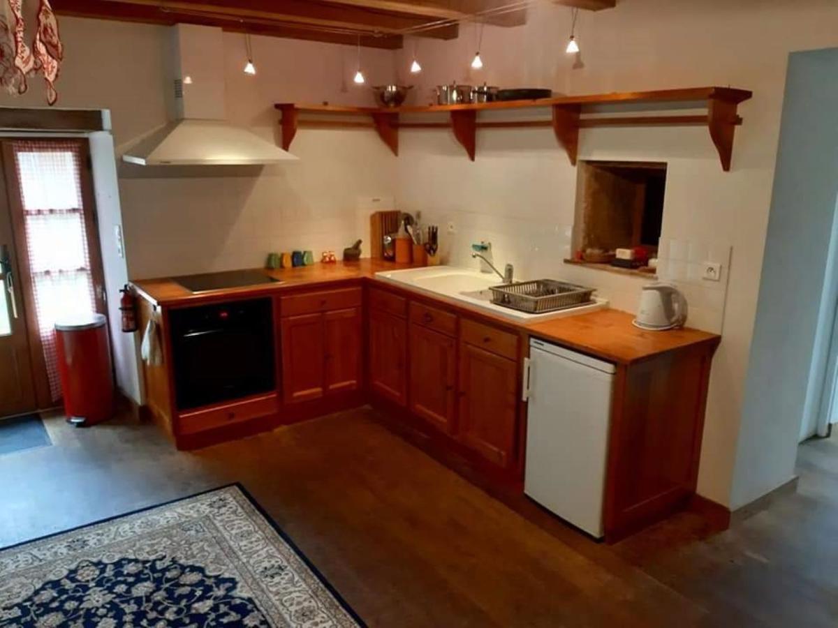 Wisteria Cottage Les Adjots Екстер'єр фото