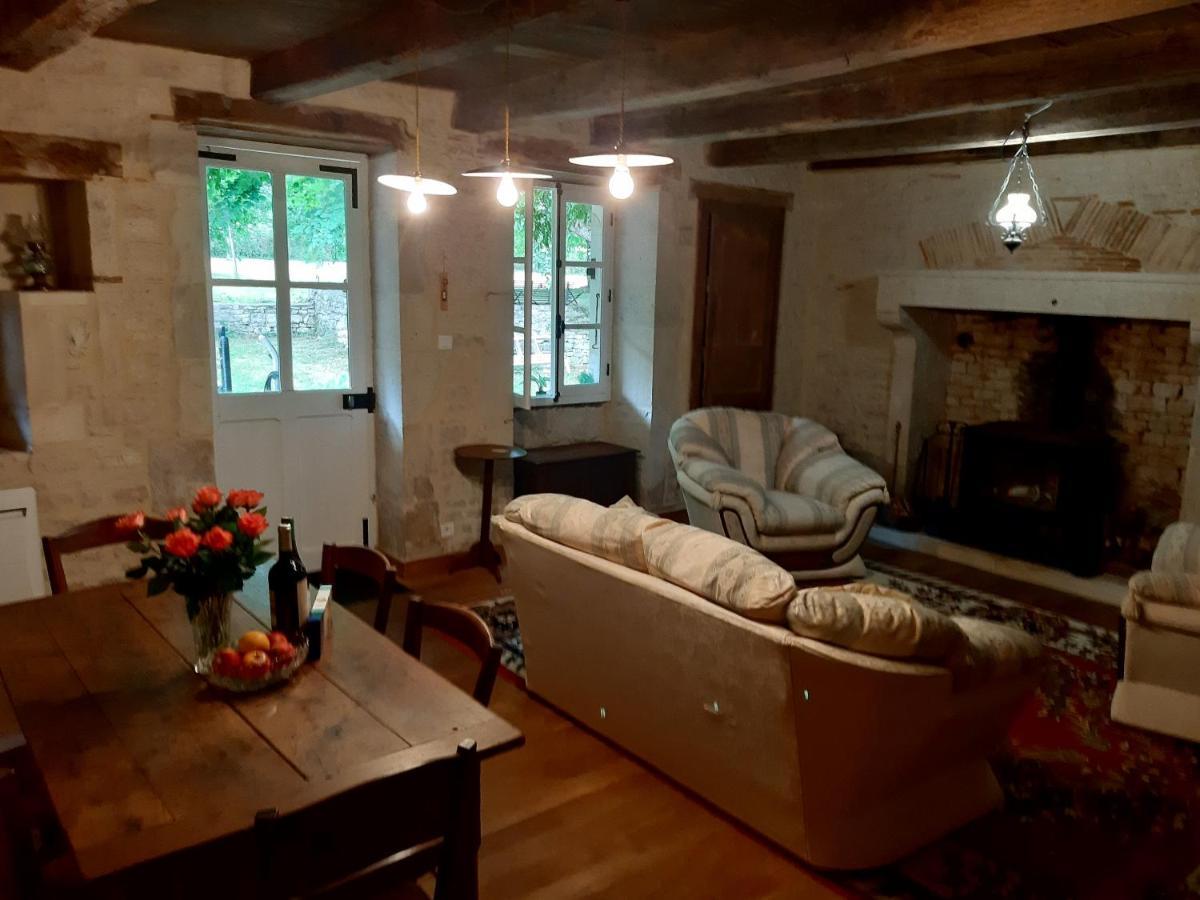 Wisteria Cottage Les Adjots Екстер'єр фото